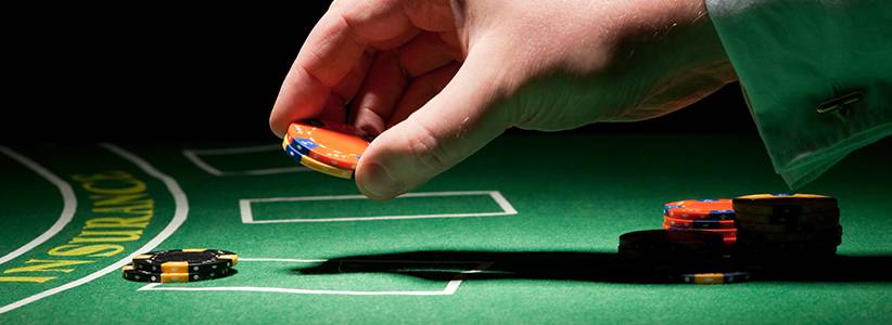 Blackjack Betting: Passive or Aggressive?